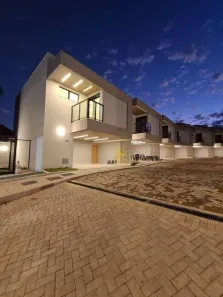Casa de Condomínio com 3 Quartos à venda, 148m² no Setor Jaó, Goiânia