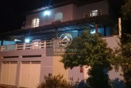 Casa de Condomínio com 4 Quartos à venda, 300m² no Baldeador, Niterói