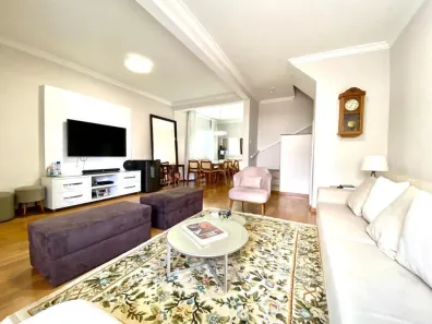 Casa com 4 Quartos à venda, 270m² no Vila Mariana, São Paulo