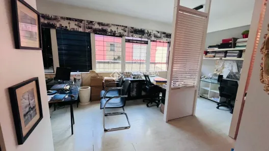 Sala Comercial à venda, 32m² no Petrópolis, Porto Alegre
