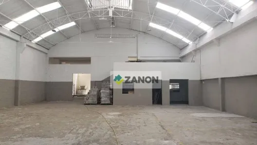 Galpão/Depósito/Armazém para alugar, 900m² no Campestre, Santo André