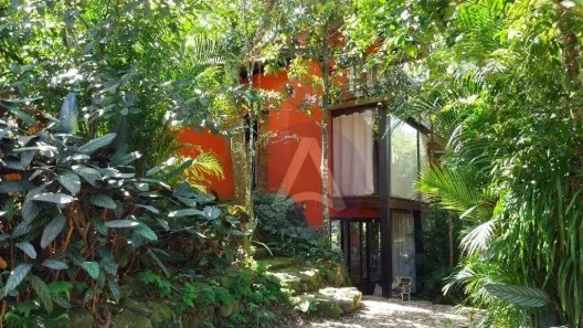Casa com 5 Quartos à venda, 250m² no Lagoa da Conceição, Florianópolis