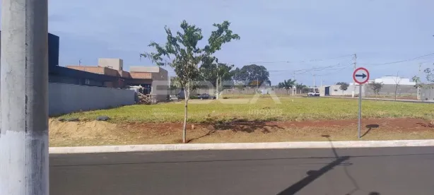 Lote/Terreno à venda, 250m² no Residencial Samambaia, São Carlos