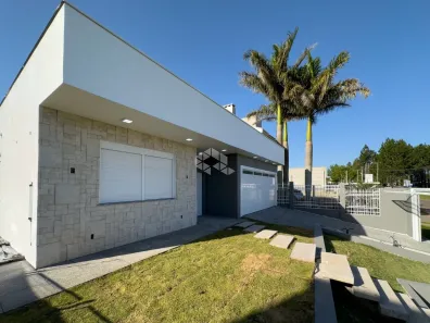 Casa com 3 Quartos à venda, 270m² no Tomazetti, Santa Maria