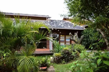 Imóvel Comercial com 9 Quartos à venda, 400m² no , Garopaba