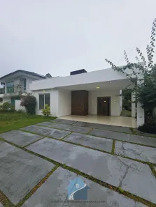 Casa com 3 Quartos à venda, 450m² no Ponta Negra, Manaus