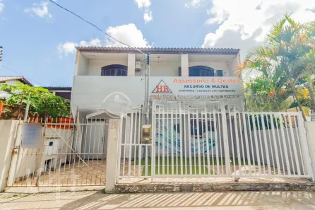 Casa com 5 Quartos à venda, 290m² no Chácara das Pedras, Porto Alegre