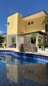Sobrado com 4 Quartos à venda, 350m² no Pitangueiras, Lauro de Freitas