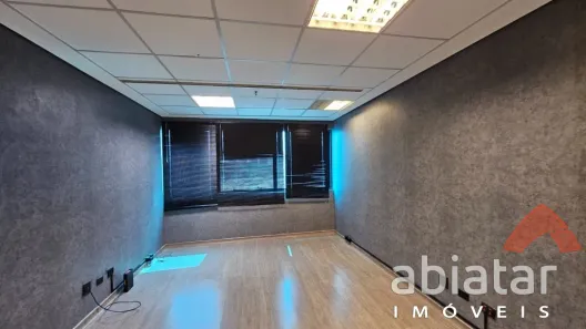 Sala Comercial para alugar, 25m² no Cidade Intercap, Taboão da Serra