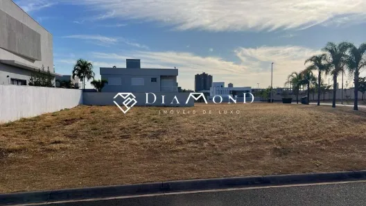 Lote/Terreno à venda, 703m² no Jardim Sul, Uberlândia