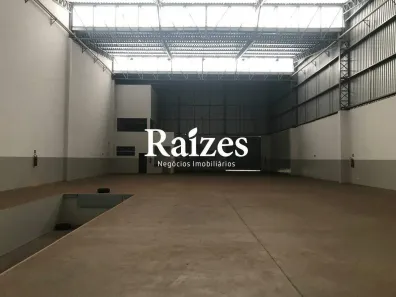 Galpão/Depósito/Armazém para alugar, 1050m² no Marta Helena, Uberlândia