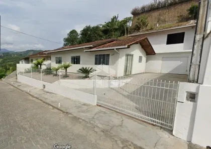Casa com 2 Quartos à venda, 120m² no Centro, Santo Amaro da Imperatriz