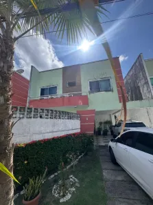 Casa de Condomínio com 3 Quartos à venda, 250m² no Novo Aleixo, Manaus