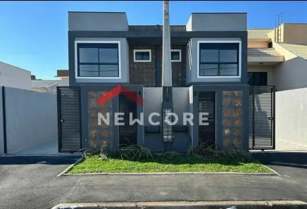 Sobrado com 3 Quartos à venda, 128m² no Xaxim, Curitiba