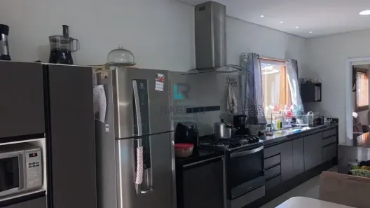 Casa com 4 Quartos à venda, 227m² no Cruz, Lorena
