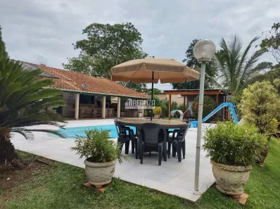 Casa com 4 Quartos para alugar, 10m² no , Delta