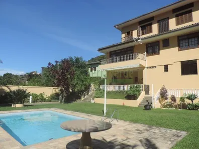 Casa com 5 Quartos à venda, 550m² no Quitandinha, Petrópolis