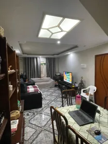 Sobrado com 3 Quartos à venda, 150m² no Jardim Virginia Bianca, São Paulo