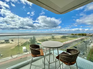 Apartamento com 4 Quartos à venda, 220m² no Capão da Canoa, Capão da Canoa