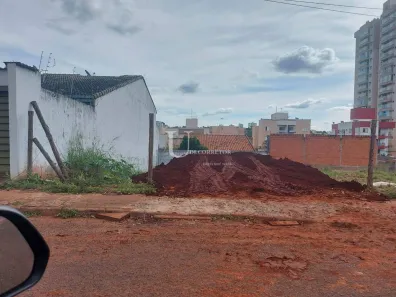 Lote/Terreno à venda, 250m² no Jardim Colina, Uberlândia