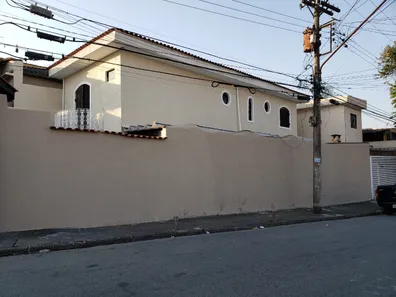 Casa com 4 Quartos à venda, 178m² no Jardim do Estádio, Santo André