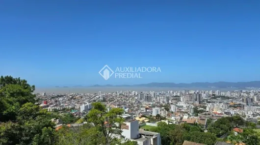 Lote/Terreno à venda, 760m² no Bosque das Mansões, São José
