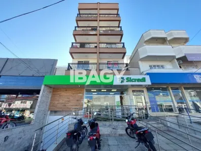 Apartamento com 1 Quarto para alugar, 45m² no Barreiros, São José