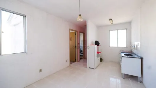 Apartamento com 2 Quartos para alugar, 42m² no São Gonçalo, Pelotas