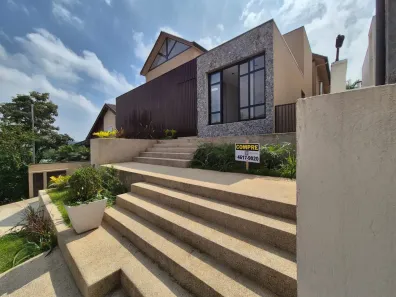 Casa com 4 Quartos à venda, 420m² no São Paulo II, Cotia