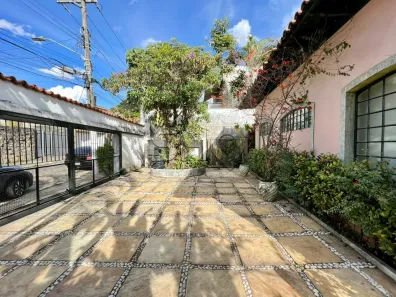Casa com 4 Quartos à venda, 360m² no Sumaré, São Paulo
