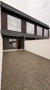 Sobrado com 3 Quartos à venda, 104m² no Comasa, Joinville