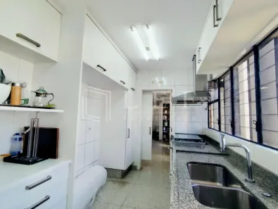Apartamento com 2 Quartos à venda, 308m² no Real Parque, São Paulo