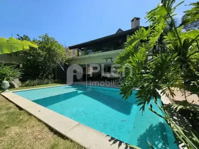 Sobrado com 4 Quartos à venda, 312m² no Jardim Virginia Bianca, São Paulo