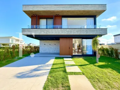 Sobrado com 5 Quartos à venda, 360m² no XANGRI-LÁ, Xangri-lá