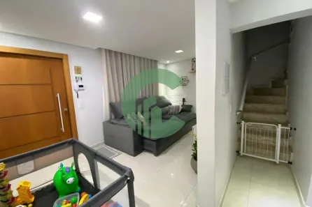 Sobrado com 2 Quartos para alugar, 214m² no Parque Erasmo Assunção, Santo André