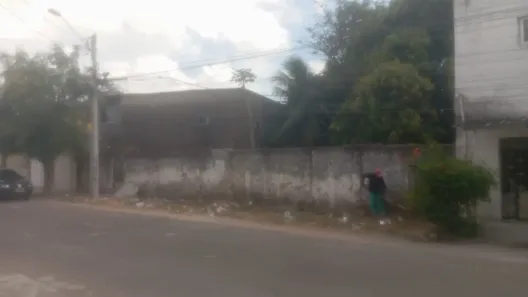 Lote/Terreno à venda, 660m² no Ellery, Fortaleza