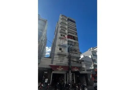 Apartamento com 3 Quartos à venda, 196m² no Centro, Santa Maria
