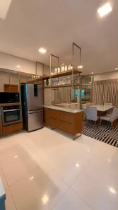 Casa de Condomínio com 4 Quartos para alugar, 275m² no Ponta Negra, Manaus