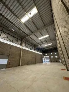 Galpão/Depósito/Armazém para alugar, 900m² no Parque Empresarial das Mangueiras, Sorocaba