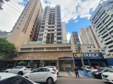 Apartamento com 2 Quartos para alugar, 63m² no Zona 01, Maringá