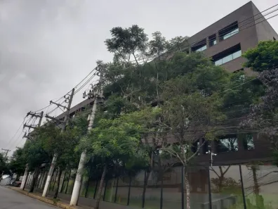 Sala Comercial para alugar, 88m² no Jardim Lambreta, Cotia