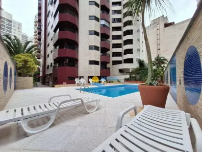 Apartamento com 4 Quartos à venda, 180m² no Vila Alzira, Guarujá