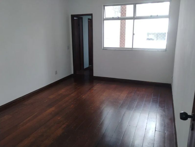 Apartamento com 3 quartos — Sagrada Família, Belo Horizonte