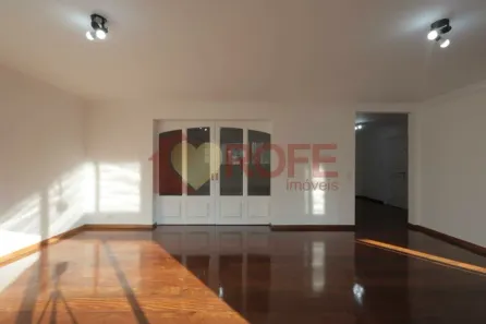 Apartamento com 3 Quartos para alugar, 240m² no Itaim Bibi, São Paulo