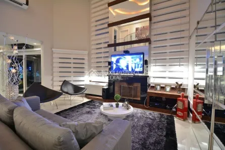 Casa de Condomínio com 4 Quartos para alugar, 350m² no Estância Velha, Canoas