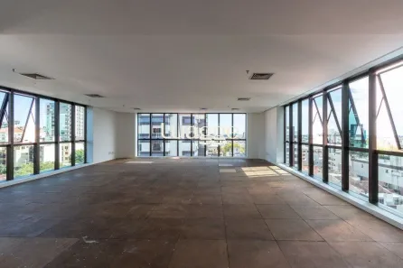 Sala Comercial para alugar, 99m² no São João, Porto Alegre
