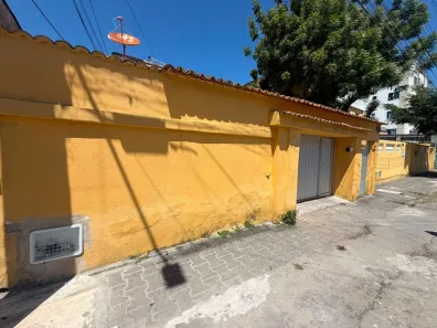 Casa com 5 Quartos à venda, 370m² no Monte Castelo, Fortaleza