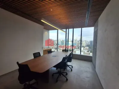Sala Comercial para alugar, 960m² no Vila Nova Conceição, São Paulo