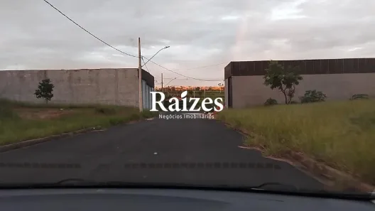 Lote/Terreno à venda, 339m² no Residencial Fruta do Conde, Uberlândia