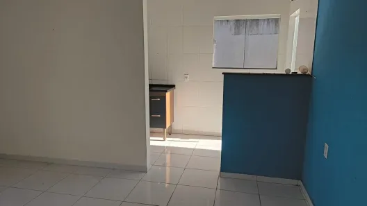 Casa com 2 Quartos para alugar, 70m² no Loteamento Extensão do Serramar, Rio das Ostras